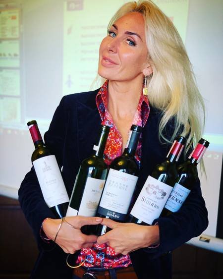 Ekaterina Yushchenko with bottles