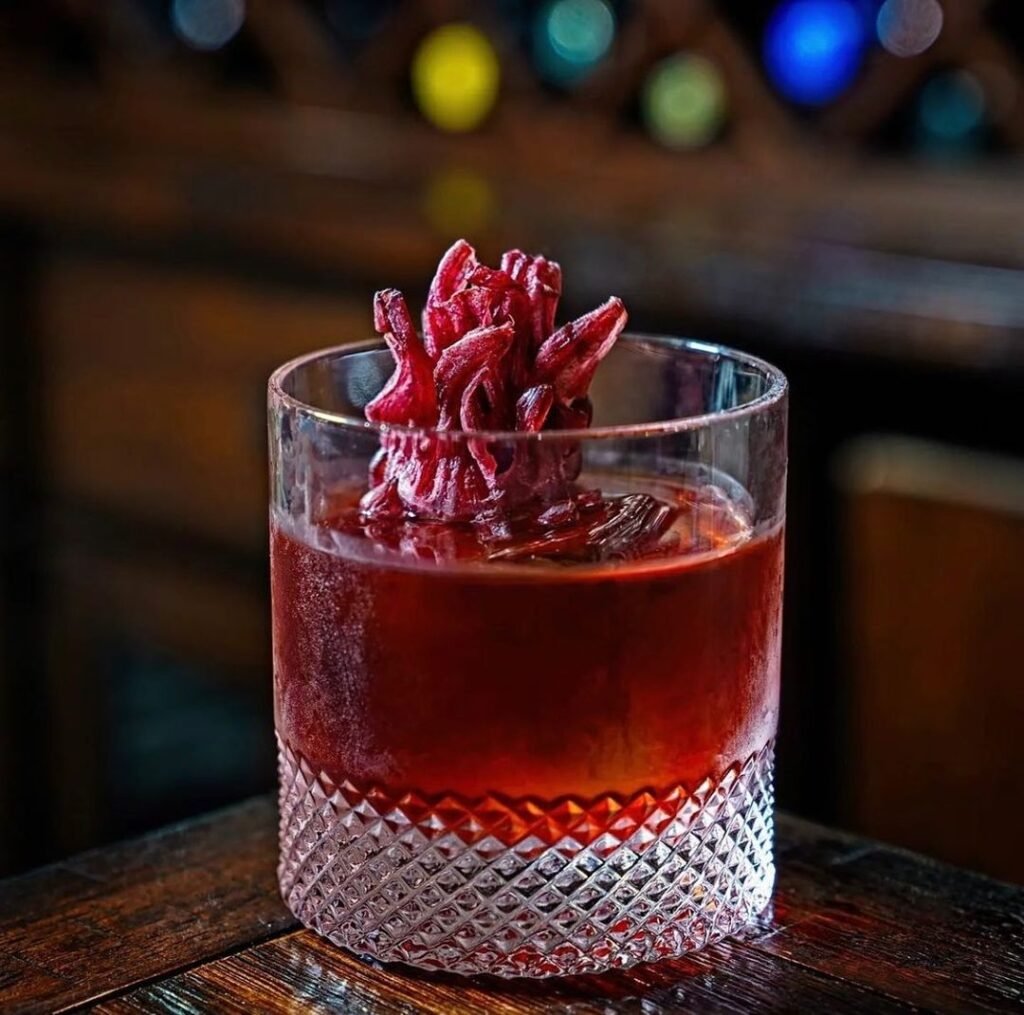 Hibiscus Negroni cocktails