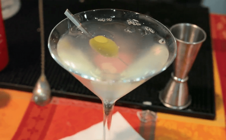 Коктейль Dirty Martini