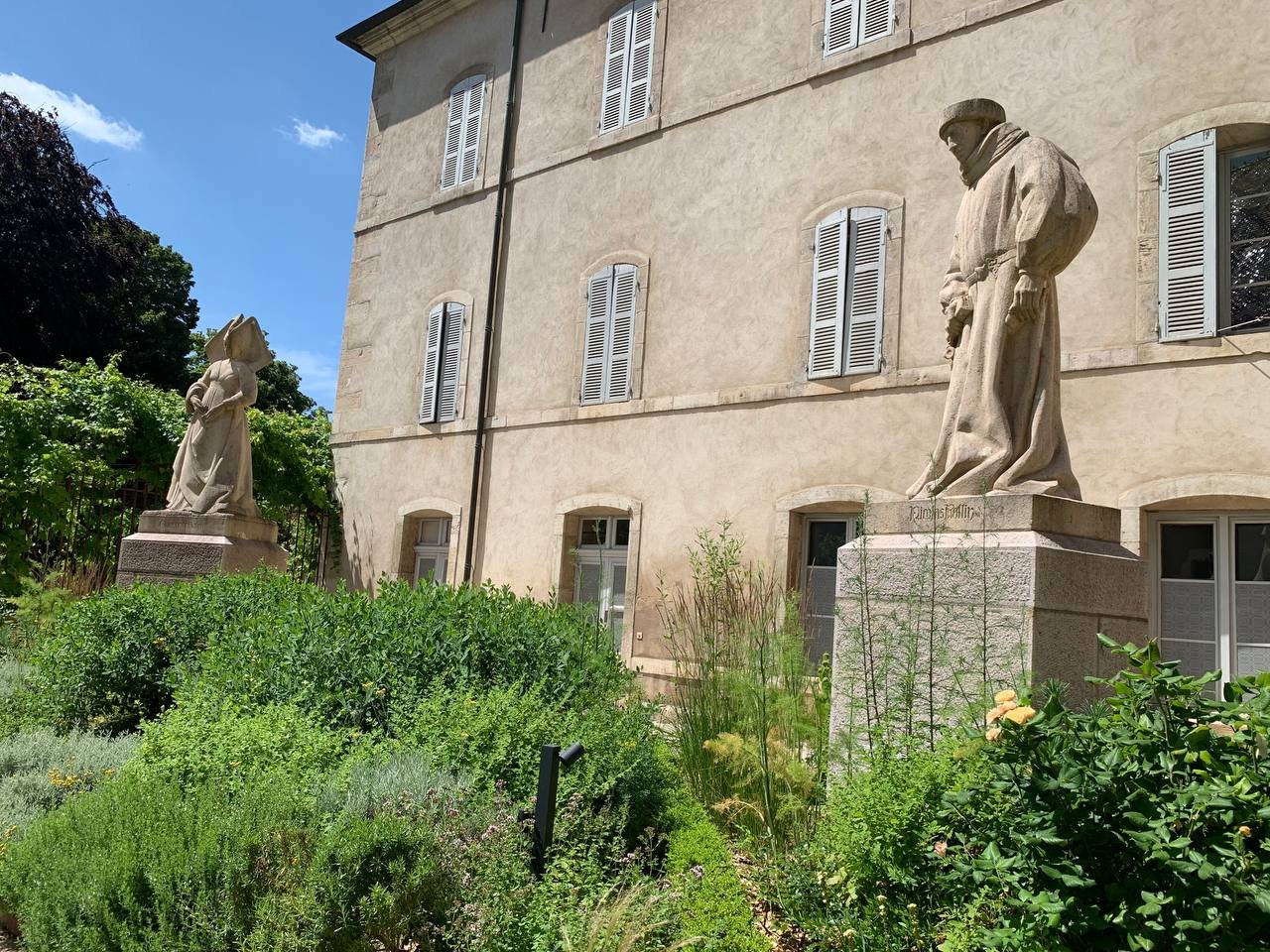 Hospices